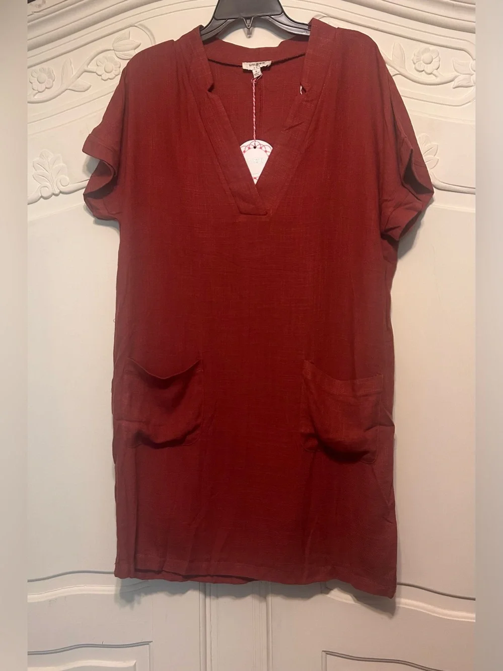 NWT Umgee Rust V-Neck Tunic - Picture 1 of 4
